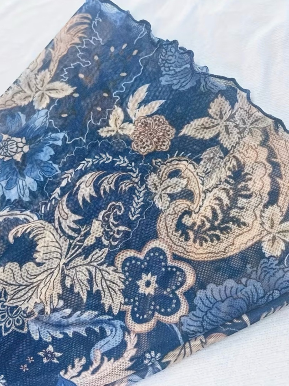 💫HOST PICK💫Floral Mesh Bell-Sleeve Crop Top - Blue Cream - Picture 6 of 6